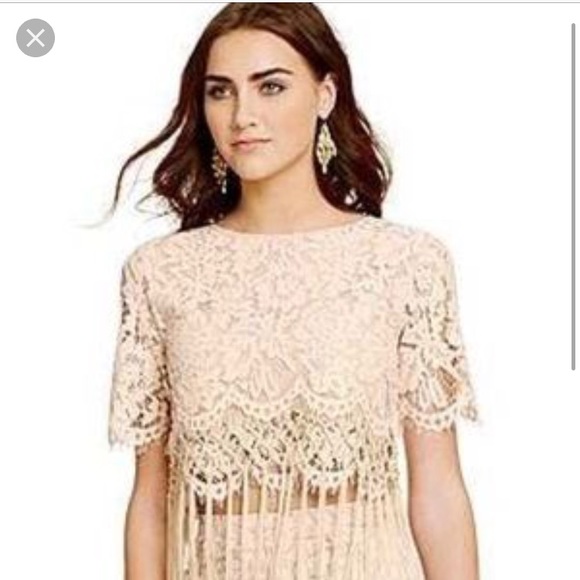 Chelsea & Violet Tops - Lace crop top